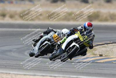 media/Apr-20-2025-CVMA (Sun) [[39090e8767]]/Race 11-500-350 Supersport (Holeshot)/